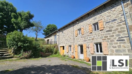 منزل ﻓﻲ Lachapelle-Graillouse, Ardèche