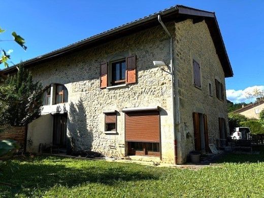 Luxury home in Varces-Allières-et-Risset, Isère