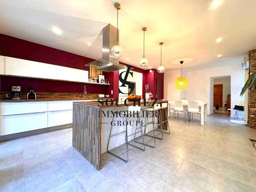 Casa di lusso a Frévin-Capelle, Passo di Calais