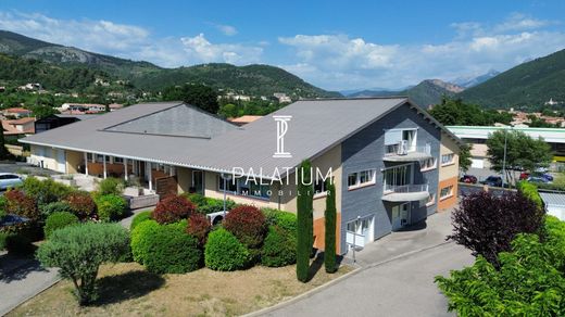 Escritório - Digne-les-Bains, Alpes da Alta Provença
