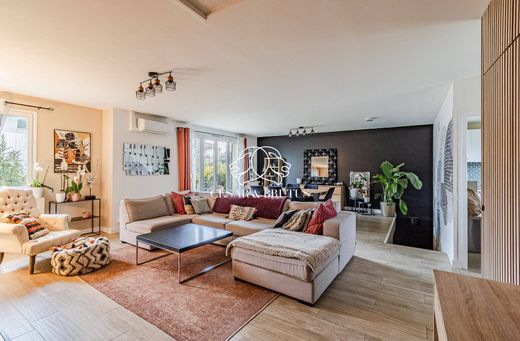 Luxury home in Saint-Priest, Rhône