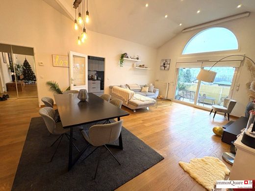 ‏דירה ב  Ferney-Voltaire, Ain