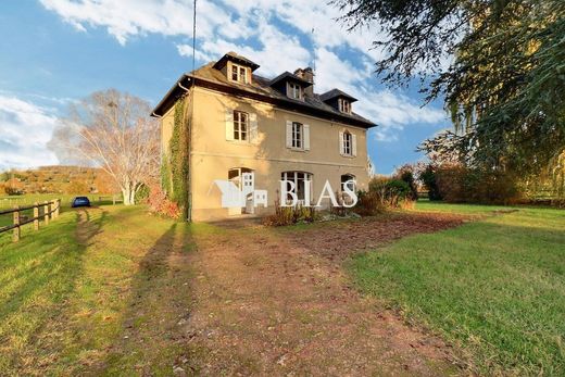 Luxury home in Saint-Martin-aux-Chartrains, Calvados