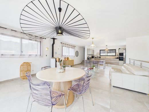 Πολυτελή κατοικία σε Ajaccio, South Corsica