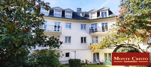 Apartment in Versailles, Yvelines