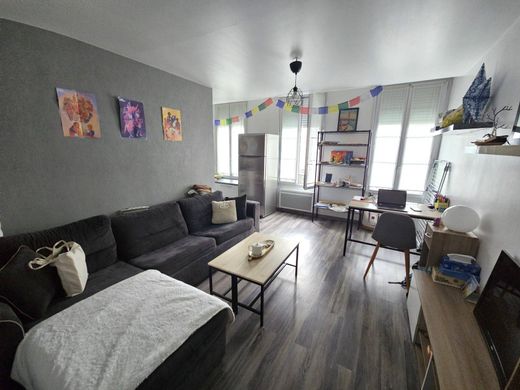 Residential complexes in Bordeaux, Gironde