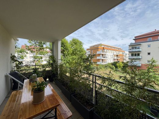 Apartamento - Ornex, Ain