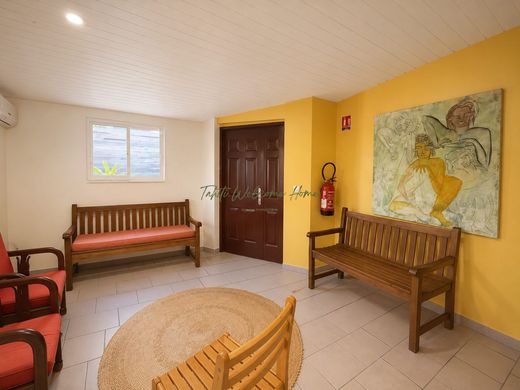 Office in Papeete, Îles du Vent