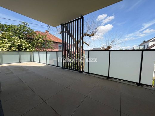 Piso / Apartamento en Eckbolsheim, Bajo Rin