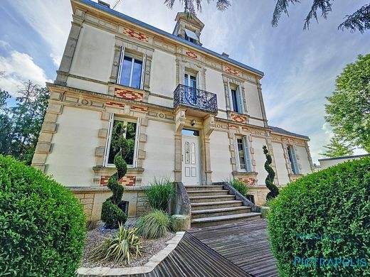 Chaumont, Haute-Marneの高級住宅