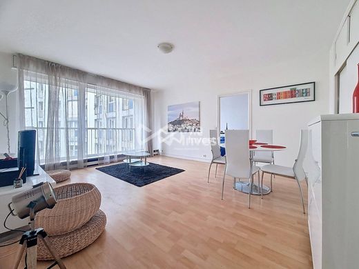 Apartament w Motte-Picquet, Commerce, Necker, Paris