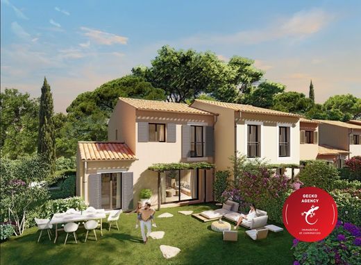 Πολυτελή κατοικία σε Sainte-Maxime, Var