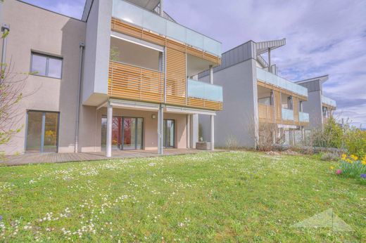 Appartamento a Prévessin-Moëns, Ain