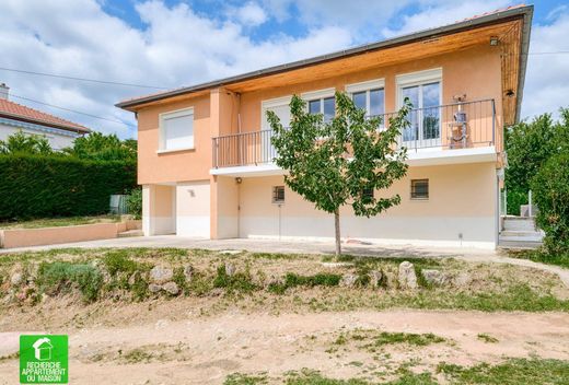 Maison de luxe à Saint-Genis-les-Ollières, Rhône