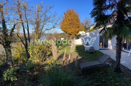 Casa de lujo en La Frette-sur-Seine, Valle de Oise