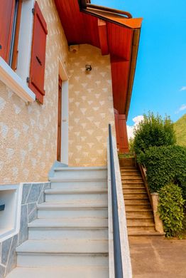 Luxury home in Annecy, Haute-Savoie