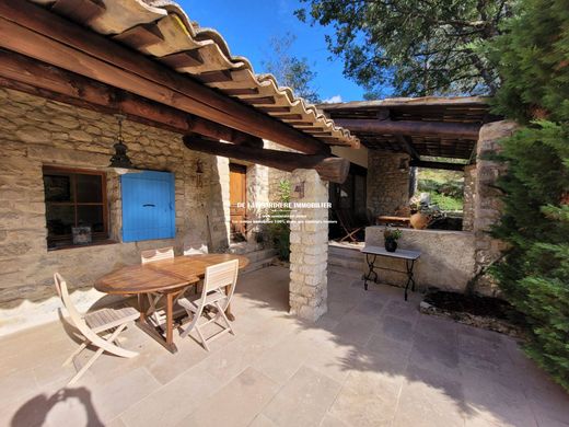 منزل ﻓﻲ Beaumont-de-Pertuis, Vaucluse