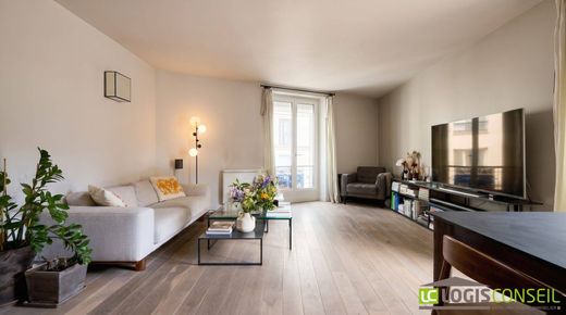 Apartment in Châtillon, Hauts-de-Seine
