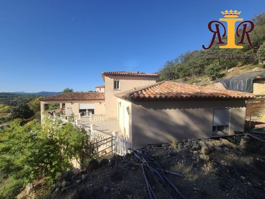 Casa di lusso a Carcès, Var