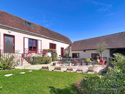 Luxury home in Jonquières, Oise