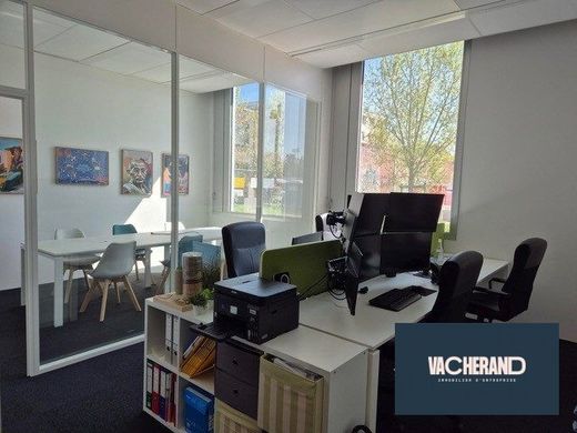 Ofis Lille, North
