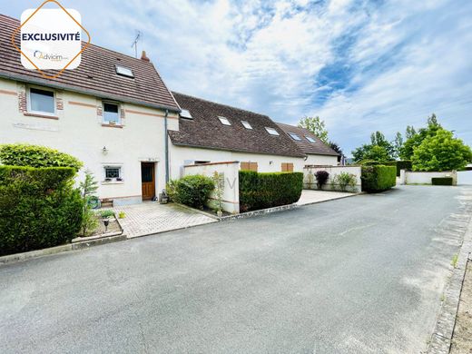 Komplex apartman Ingré, Loiret