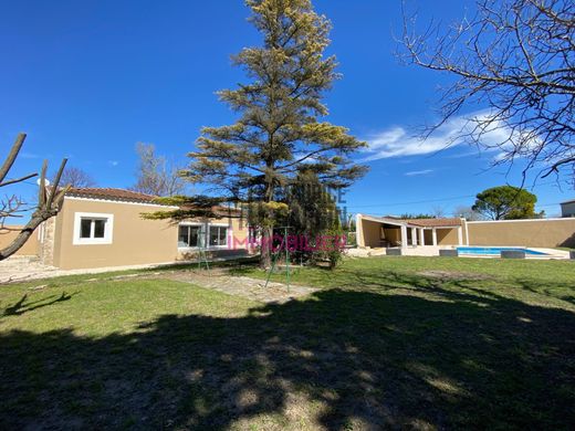 Maison de luxe à Entraigues-sur-la-Sorgue, Vaucluse