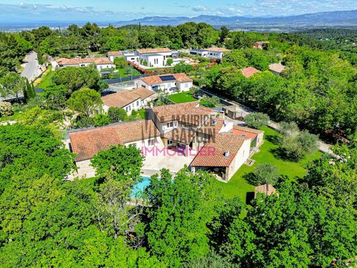 Πολυτελή κατοικία σε La Roque-sur-Pernes, Vaucluse