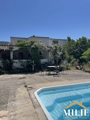 Luxury home in Cuges-les-Pins, Bouches-du-Rhône