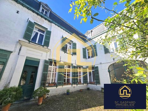 Luxe woning in Le Quesnoy, North