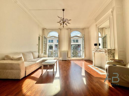 Apartment in Lille, North
