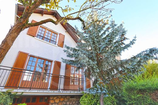 Casa di lusso a Vélizy-Villacoublay, Yvelines