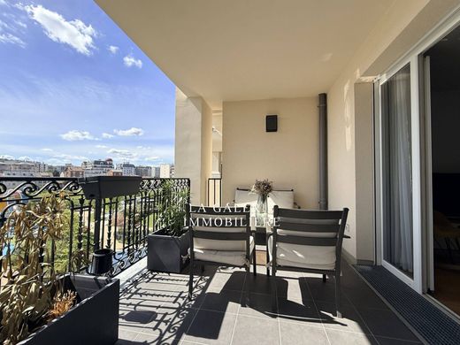 Appartamento a Puteaux, Hauts-de-Seine