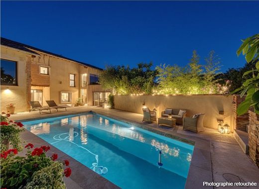 Luxury home in Albi, Tarn