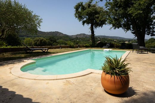 Casa de luxo - Saint-Victor-la-Coste, Gard