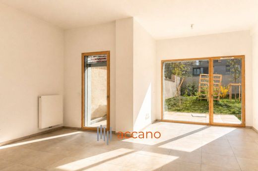 Apartment in Lyon, Rhône