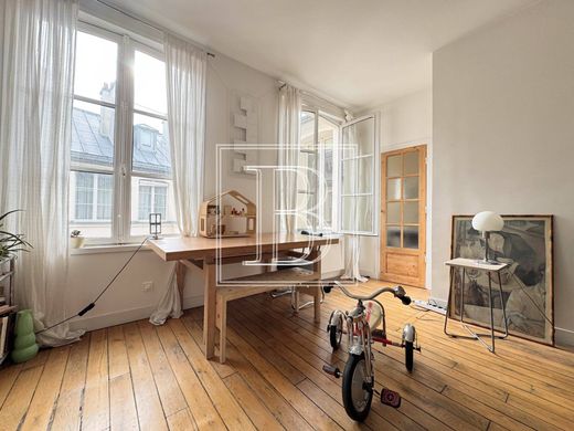 Apartment in Beaubourg, Marais, Notre Dame - Ile de La Cité, Paris