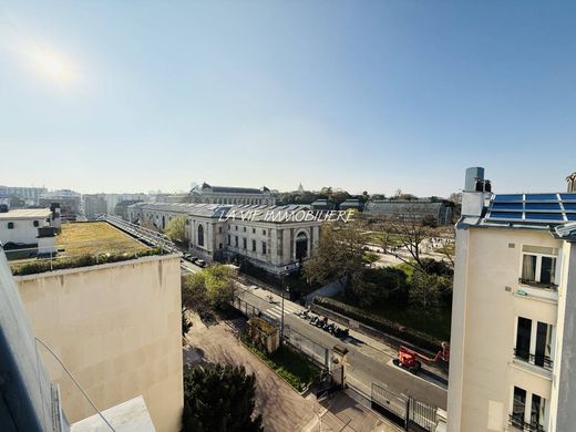 Apartment / Etagenwohnung in Sorbonne, Jardin des Plantes, Saint-Victor, Paris