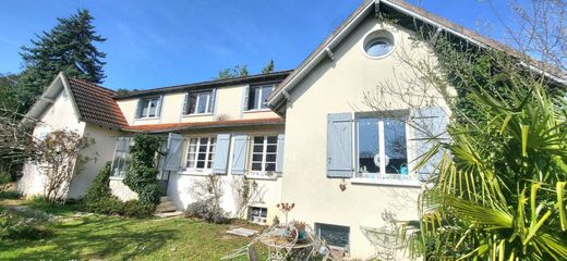 Luxury home in Thomery, Seine-et-Marne