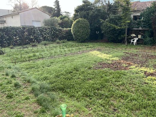 Luxus-Haus in Saint-Jean-de-Védas, Hérault