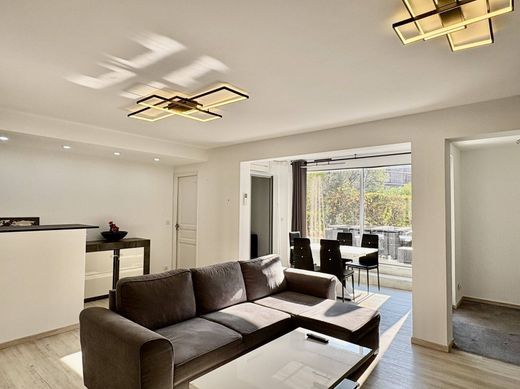 Apartment / Etagenwohnung in Roquebrune-Cap-Martin, Alpes-Maritimes