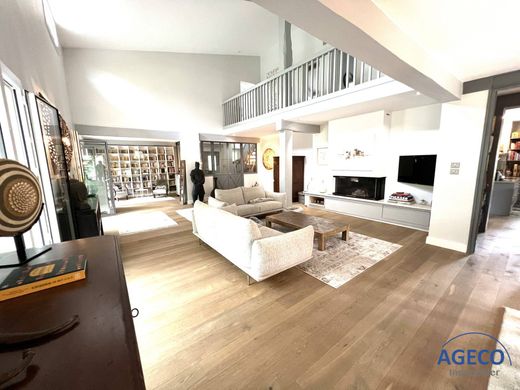 豪宅  Muret, Upper Garonne