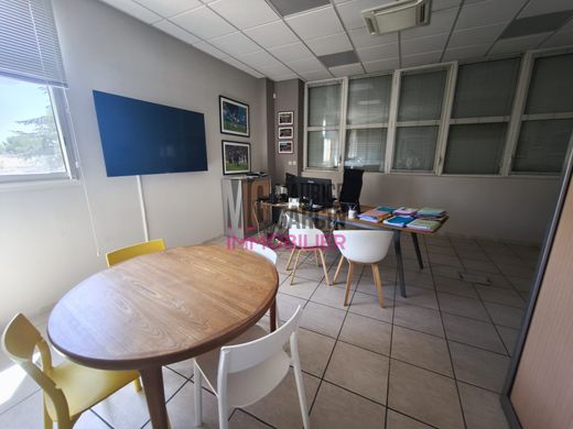 Ofis Carpentras, Vaucluse