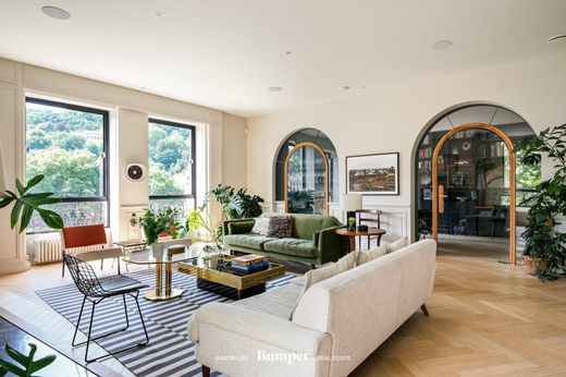 Apartment / Etagenwohnung in Lyon, Rhône