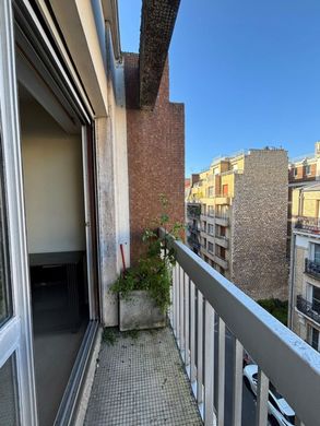 モット・ピケ、コメルス、ネッケル, Parisのアパートメント