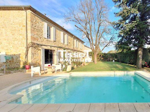 Saint-Bauzély, Gardの高級住宅