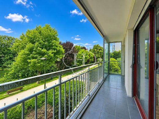 Apartment in Le Pecq, Yvelines