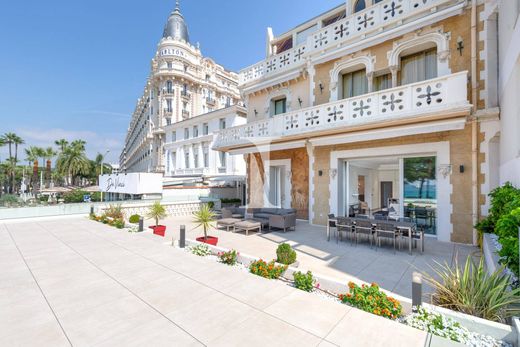 아파트 / 칸, Alpes-Maritimes