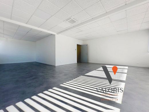 Oficina en San Egreve, Isere