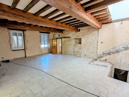 Edificio en Sennecey-lès-Dijon, Cote D'Or